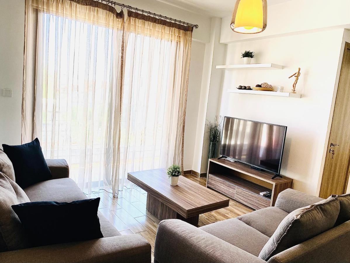 Bali Suites 202 Larnaca Extérieur photo